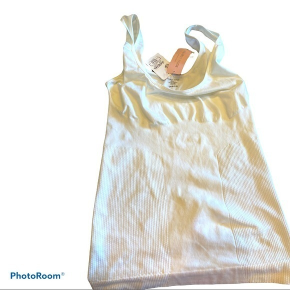Nearly‎ Nude White Shape wear XL NWT
